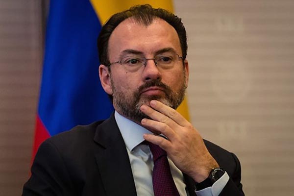 Videgaray cambia el discurso: “México respeta la soberanía de Venezuela”