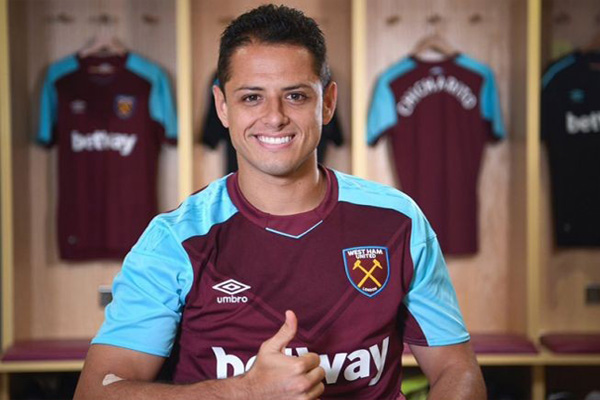 West Ham subasta camiseta firmada de “Chicharito” Hernández