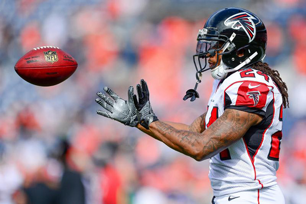 Devonta Freeman se queda con Atlanta Falcons por cinco años más