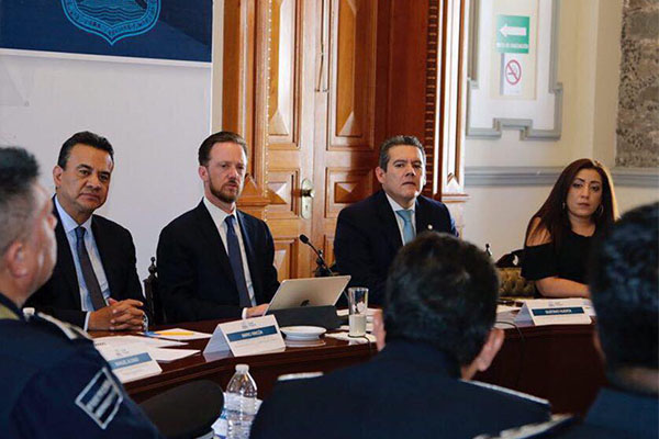 Luis Banck encabeza reunión semanal para evaluar la seguridad