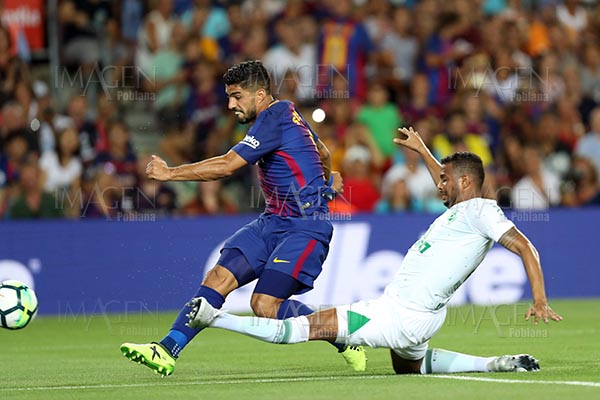Barcelona iniciará liga de España sin delantero Luis Suárez