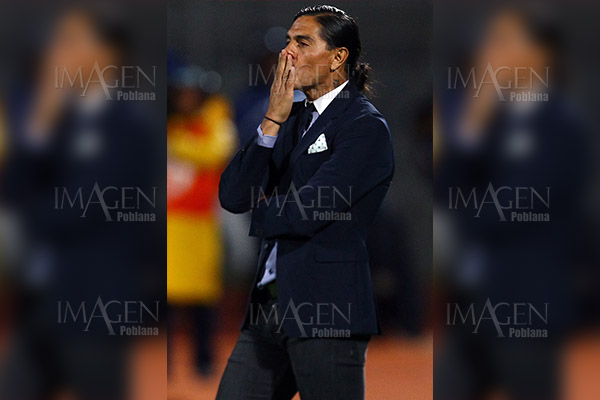Pumas anuncia salida de Juan Francisco Palencia