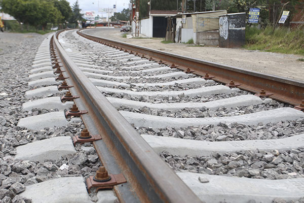 Bandoleros atracaron dos trenes de carga; se llevaron miles en mercancía