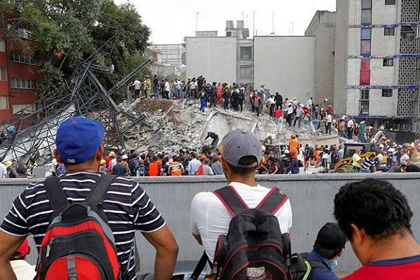 Peña decreta tres días de luto nacional por terremoto
