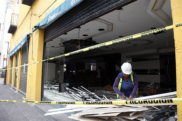 Experto llama a no remodelar tirando muros o columnas porque se dañan estructuras