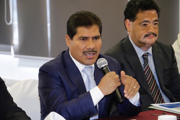 Dice edil de Tecamachalco que no fue a “tirar rostro” a Japón