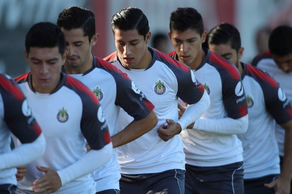 Chivas regresó este domingo a trabajos para “clásico nacional”