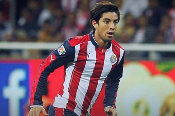 Rodolfo Pizarro suspendido un partido y se perderá clásico con Chivas