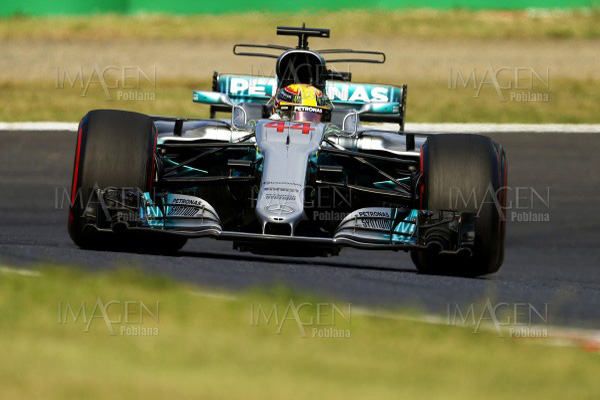 Lewis Hamilton domina la pista en entrenamientos del Gran Premio EUA