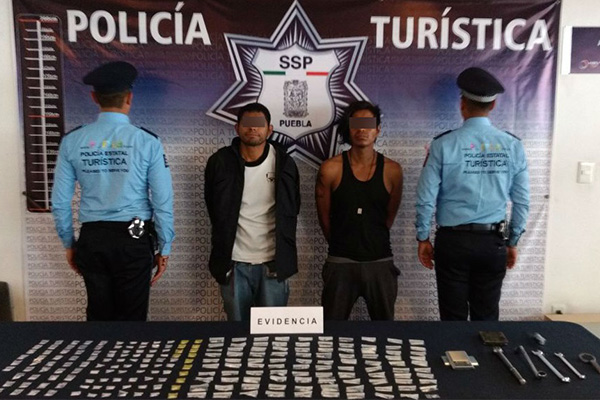 Caen en El Parral dos narcomenudistas con 250 dosis de cristal