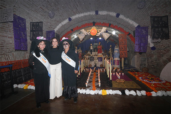 Dinorah López invita a visitar el Corredor de Ofrendas