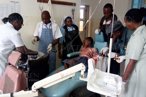 Mueren seis niños al estallar una granada en una escuela de Tanzania