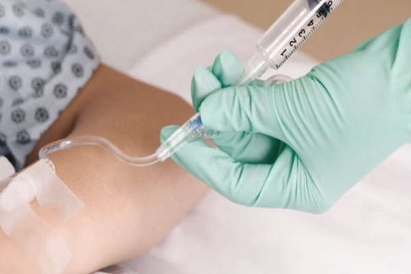 Enfermero habría matado a más de 100 pacientes porque “disfrutaba reanimarlos”