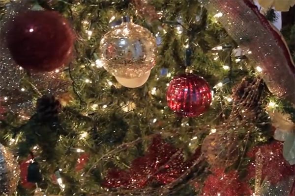 Sin medidas de seguridad, el árbol de navidad es un riesgo