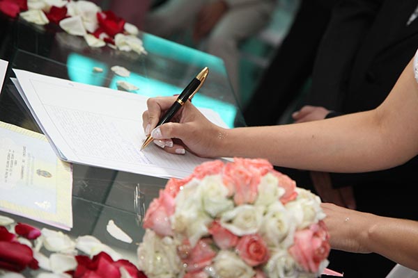 Analizan eliminar como impedimento de matrimonio padecer males crónicos