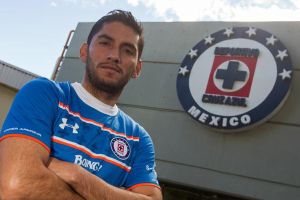 Jesús Corona afirma que quiere retirarse en el Cruz Azul