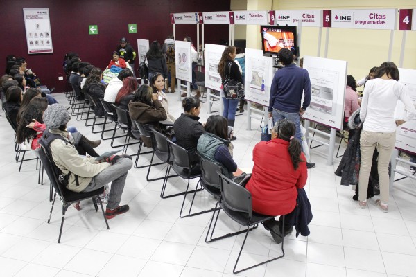 INE Puebla invita a jóvenes a obtener credencial para votar