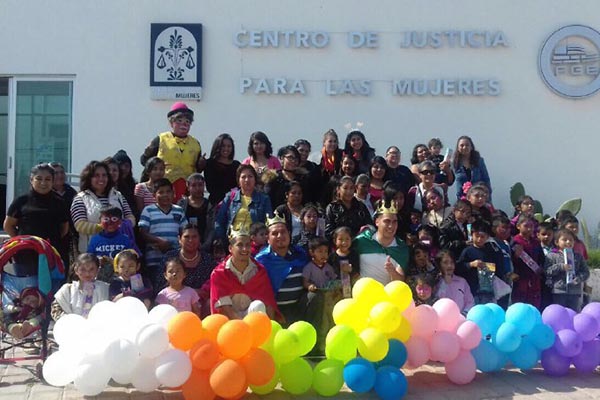 La FGE celebró en Tehuacán el Día de los Reyes Magos