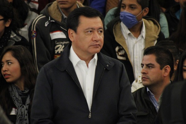 Miguel Ángel Osorio Chong renuncia a la Secretaría de Gobernación