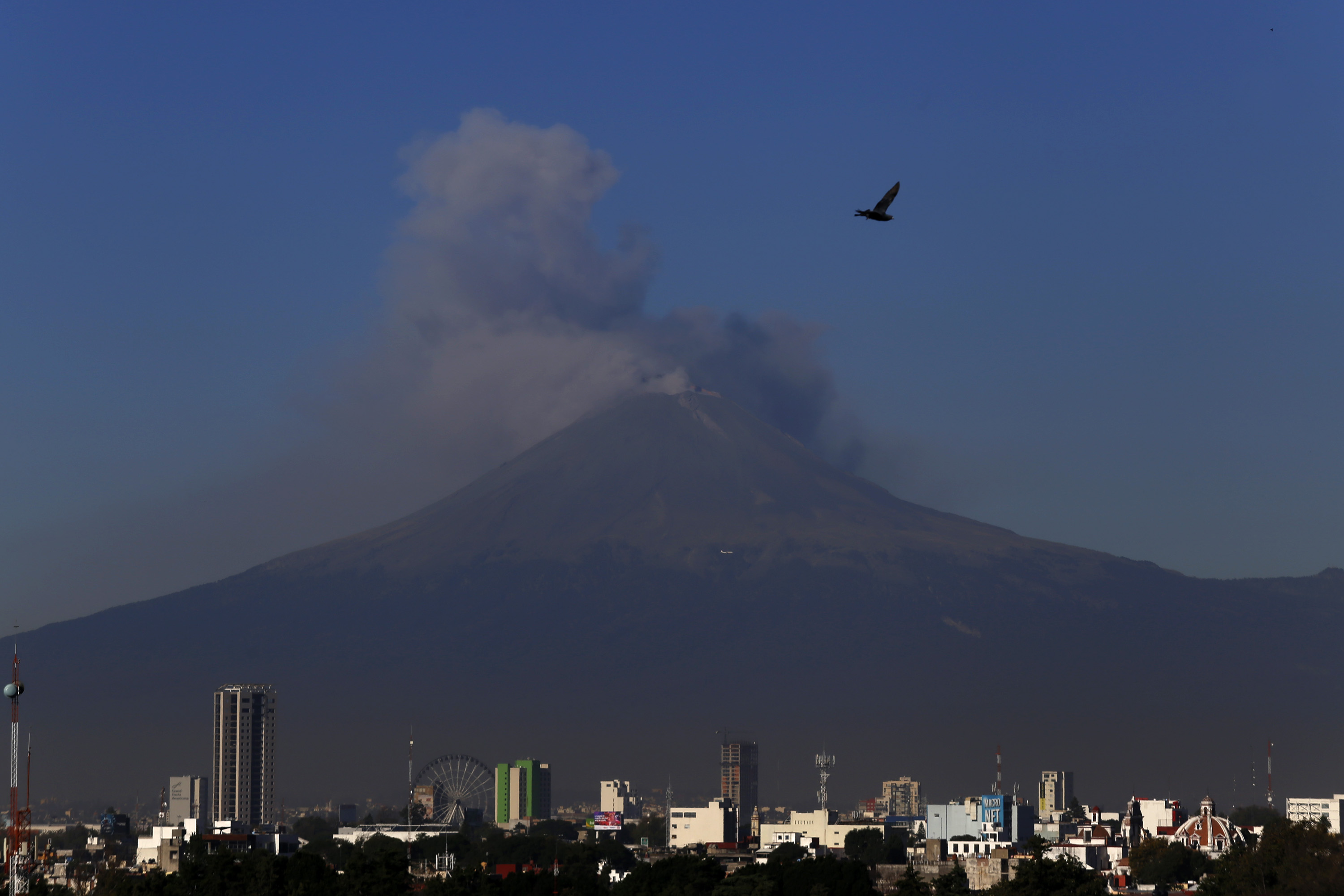 Popocatépetl emite 80 fumarolas de baja intensidad