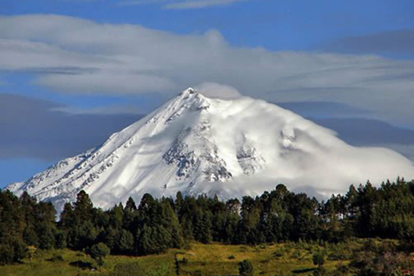 Registran primera nevada en Cofre de Perote y Pico de Orizaba