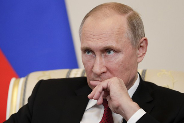 Putin recibe el carné de candidato presidencial