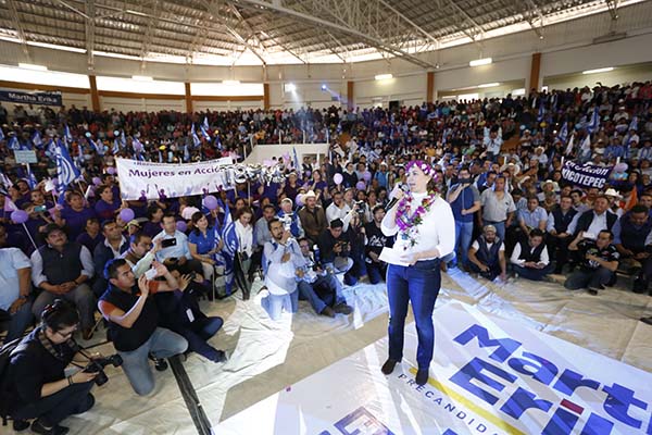 La Sierra Norte refrenda su compromiso con Martha Erika Alonso
