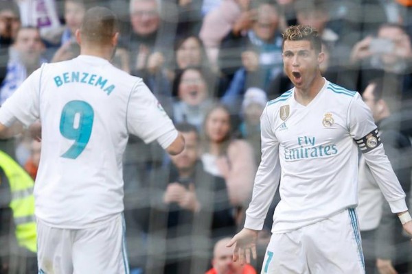 Con doblete de "CR7", Real Madrid vence 4-0 al Alavés en Liga española