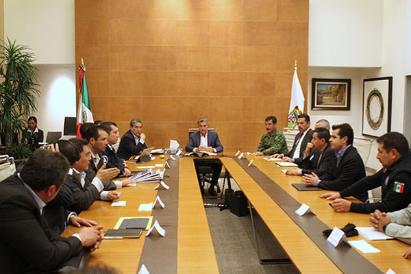 Gobierno del Estado recibe renuncias de funcionarios