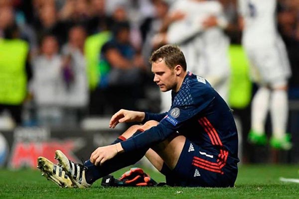 Portero Manuel Neuer vuelve a entrenar tras su fractura en el pie