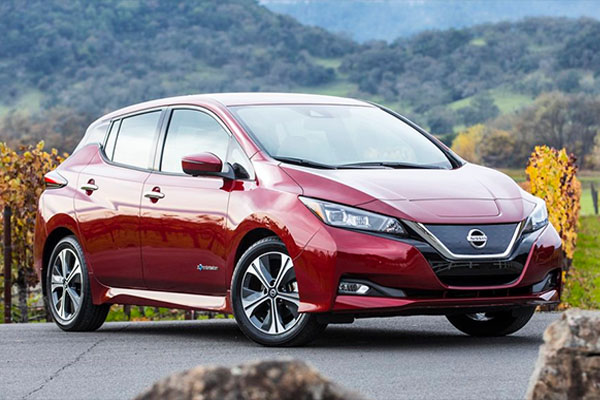 Otorgan a Nissan premio Auto Verde del año 2018