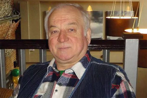 Reino Unido afirma que Skripal permanece en estado crítico, pero estable