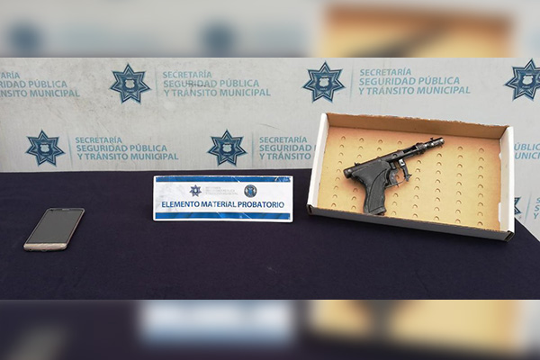 Detienen a menor de edad por asaltar a una ciudadana en la colonia Loma Bella
