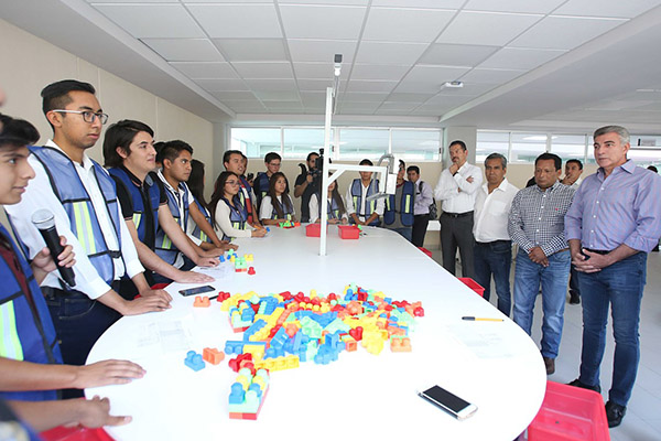 Gobierno estatal trabaja para impulsar a jóvenes investigadores