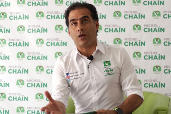 Presume Chaín cercanía con la sociedad pese a no asistir al encuentro con candidatos