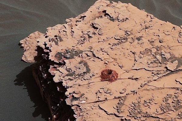 NASA muestra nueva perforación en superficie de Marte