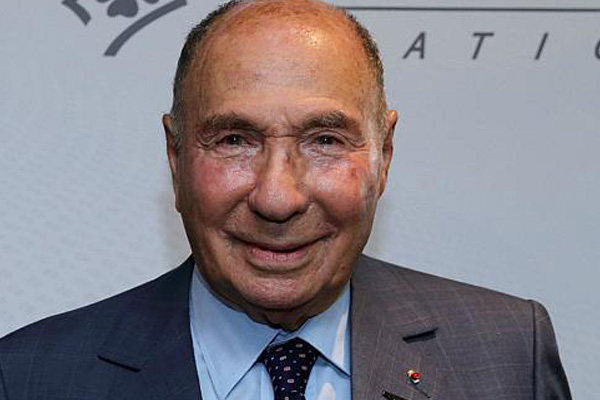 Muere magnate de la aviación militar francesa