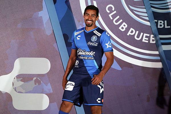 Patricio Araujo, Rojas y Torres en la lista de transferibles de Puebla