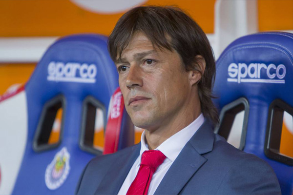 Almeyda se va de las Chivas tras conseguir cinco títulos
