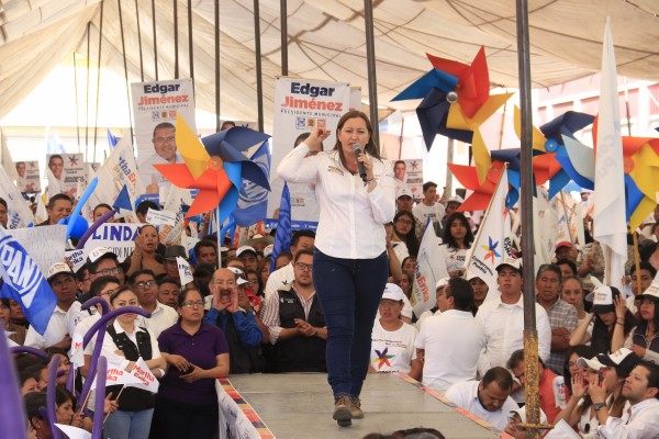 Si el fiscal no da resultados, que se vaya, ni una muerta más: Martha Erika