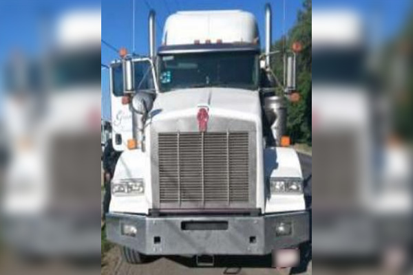 SSP rescata del interior de un tráiler a chofer amordazado tras ser asaltado