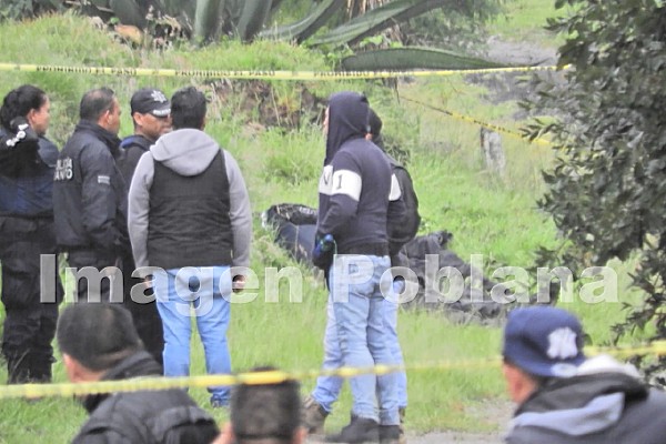 Seis muertos deja enfrentamiento entre policías y ladrones en Amozoc