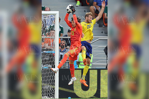 Ochoa, el portero con más atajadas en el Mundial