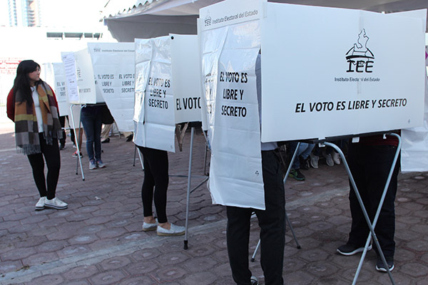 Resumen elecciones: Apertura tardía de casillas y actores políticos votan