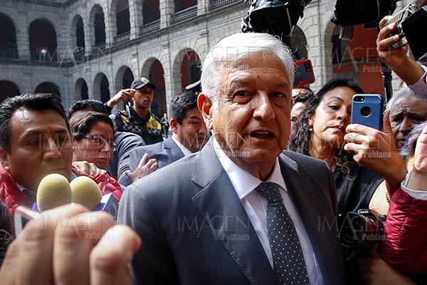 Destaca López Obrador encuentro cordial y de respeto con Peña Nieto