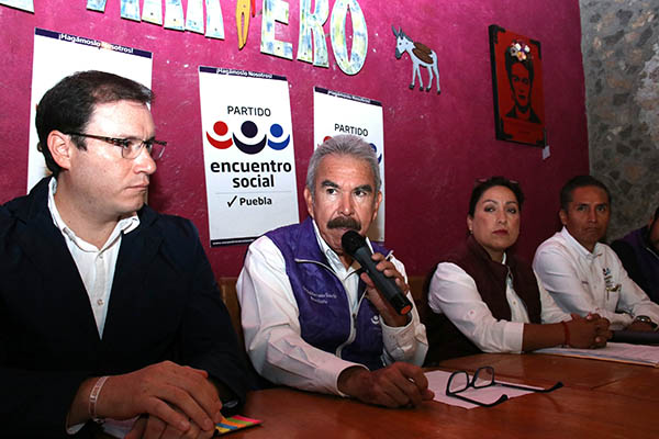 El PES, a punto de desaparecer, se da tiempo para impugnar elecciones