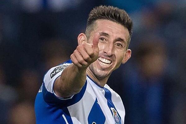 Héctor Herrera interesa al AC Milan