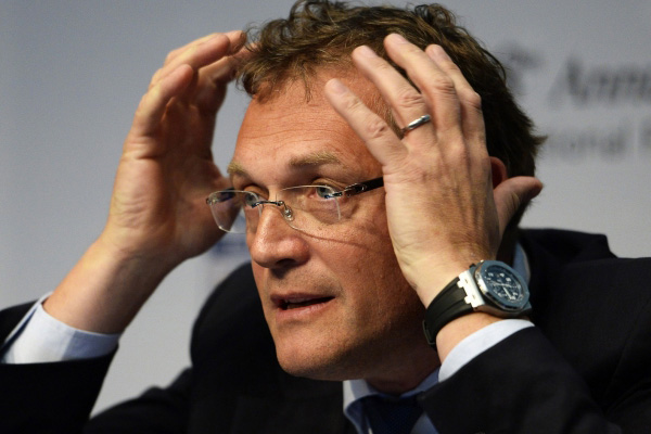 Exsecretario de FIFA Jérome Valcke, inhabilitado por 10 años