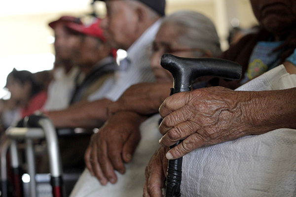 Usuarios de Twitter celebran el Día del Abuelo