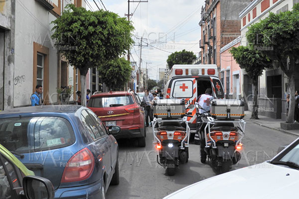 Balean a empleado de una constructora en pleno centro